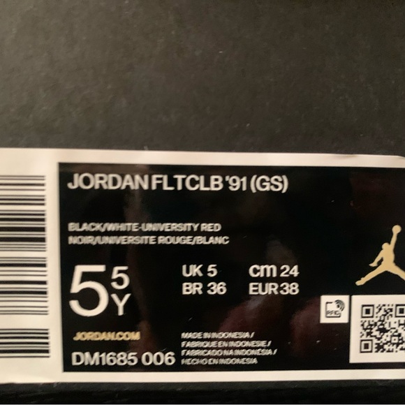 Size 5.5Y Jordan Flight Club 91’ (GS) - Picture 2 of 10